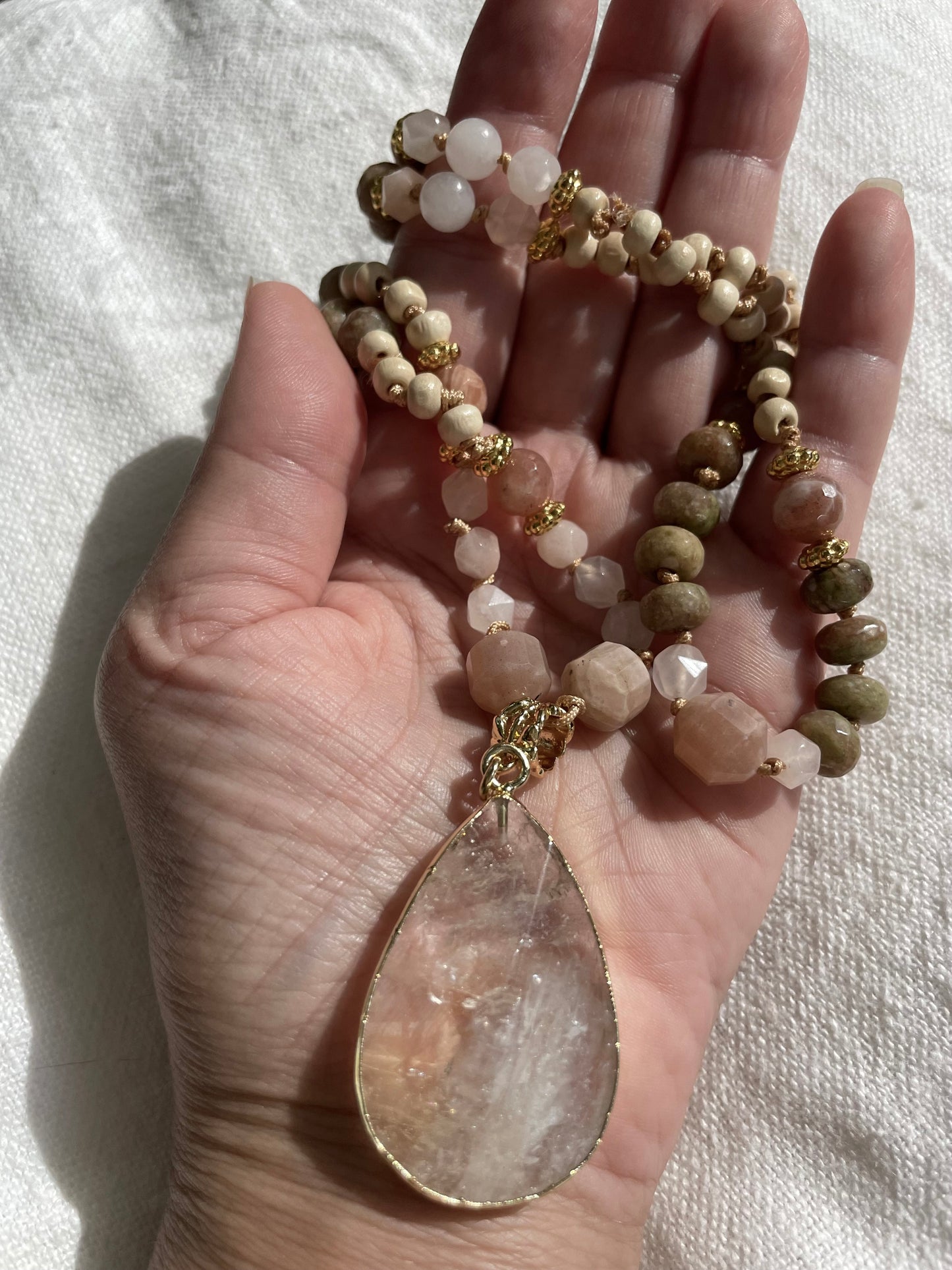 Jewellery Golden Light Mala necklace (citrine pendant)