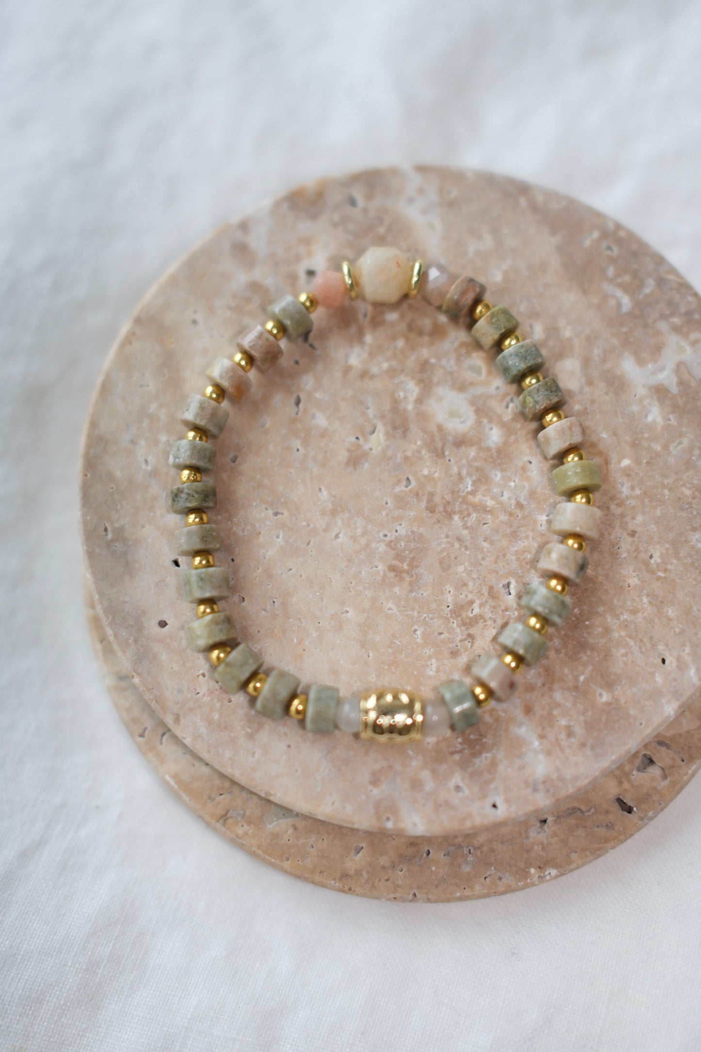 Jewellery bracelets - One of a kind or limited edition pieces
